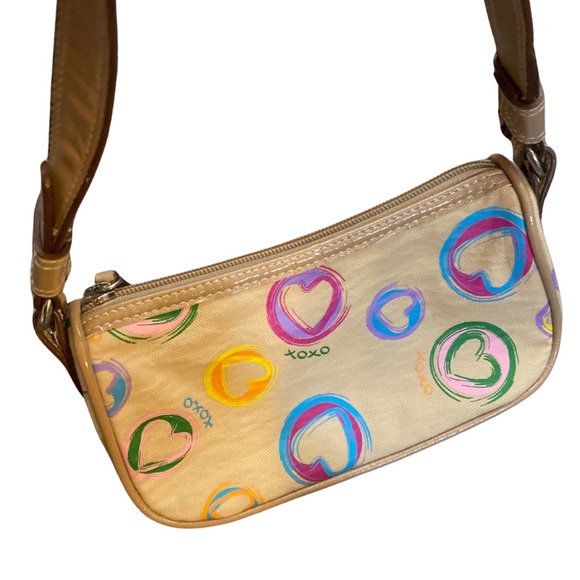 XOXO Y2K cream clutch - Picture 2 of 4